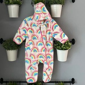 NWT- Hatley Pretty Rainbows Fuzzy Fleece Bundler 9-12 M
